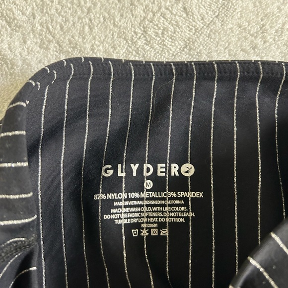 Glider Metallic Spandex Leggings - Picture 2 of 4